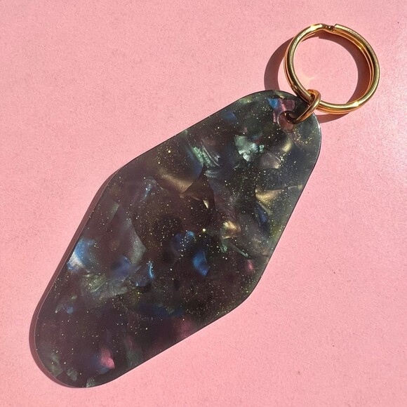 Virgo Horoscope Engraved Gold Glitter Resin Motel Style Gold Keychain - Picture 4 of 5